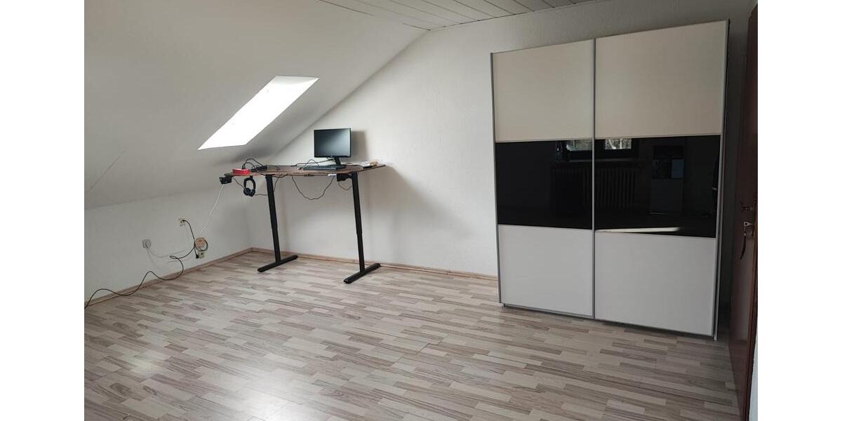 Dachgeschoßwohnung Lampertheim - 1 Zimmer, 44 m&sup2;, 640&euro; | Angebot:25590676