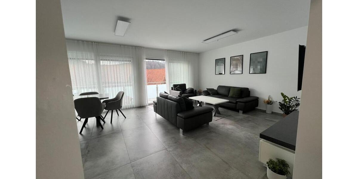 Etagenwohnung Laufach - 4 Zimmer, 110 m&sup2;, 1.575&euro; | Angebot:26337869