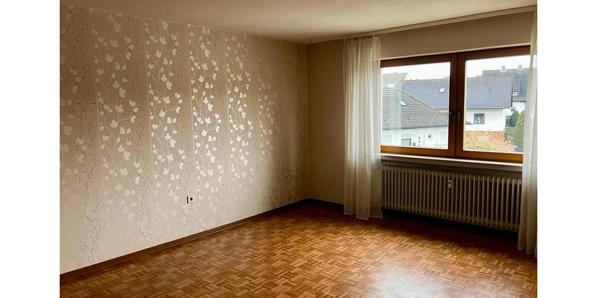 Dachgeschoßwohnung Hauneck - 3 Zimmer, 75 m&sup2;, 640&euro; | Angebot:25715275