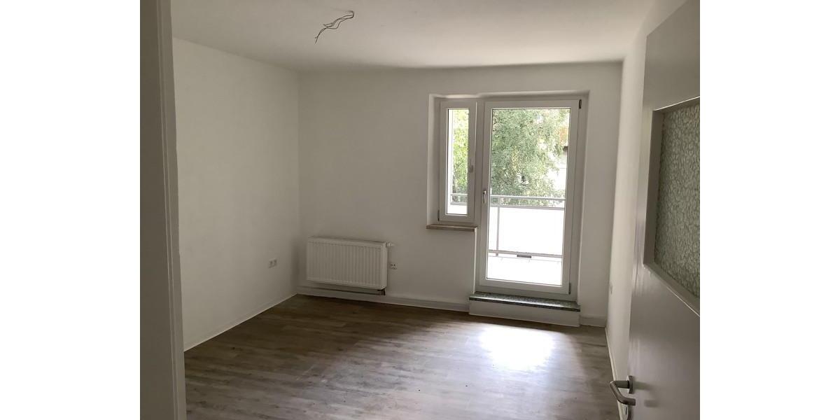 Etagenwohnung Nürnberg Falkenheim - 3 Zimmer, 62 m&sup2;, 774&euro; | Angebot:26275437