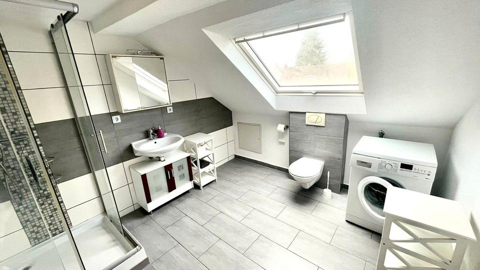 Dachgeschoßwohnung Kehl - 2 Zimmer, 64 m&sup2;, 780&euro; | Angebot:26123242