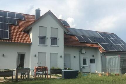 Energetisches EFH mit Garten und Doppelgarage 7 zimmer