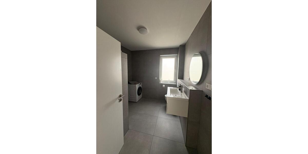 Dachgeschoßwohnung Gernsheim - 3 Zimmer, 80 m&sup2;, 1.000&euro; | Angebot:25873623