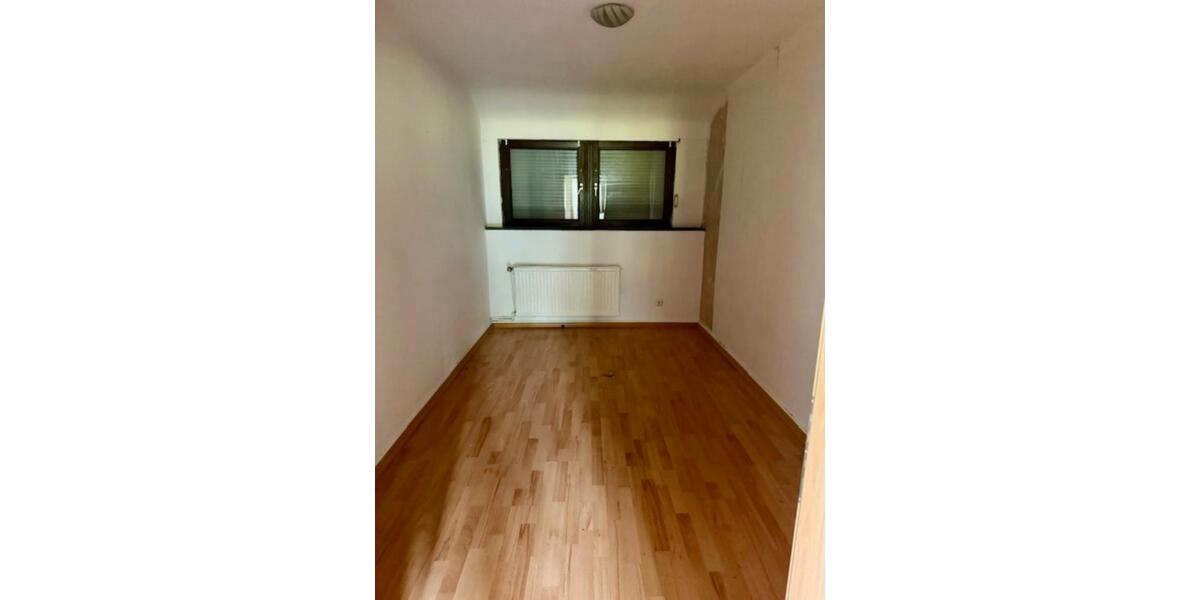Dachgeschoßwohnung Bergneustadt - 3 Zimmer, 61 m&sup2;, 320&euro; | Angebot:24813798