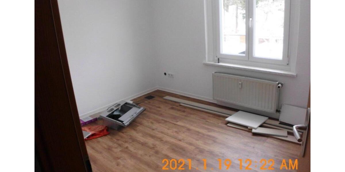 Etagenwohnung Hohenstein-Ernstthal Ernstthal - 4 Zimmer, 74 m&sup2;, 380&euro; | Angebot:17816920