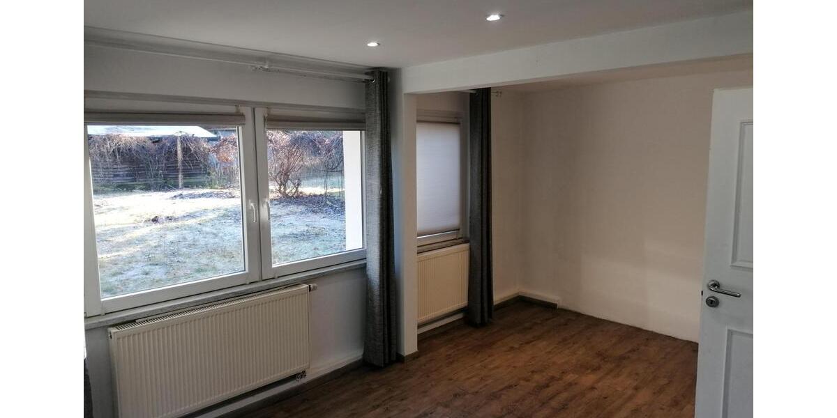 vermiete kleines EFH nah Berlin zwischen See (100m) und Wald 2 zimmer