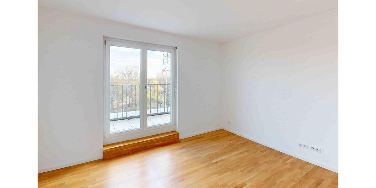 Dachgeschoßwohnung Berlin Lichtenberg - 4 Zimmer, 116 m&sup2;, 2.510&euro; | Angebot:26369516