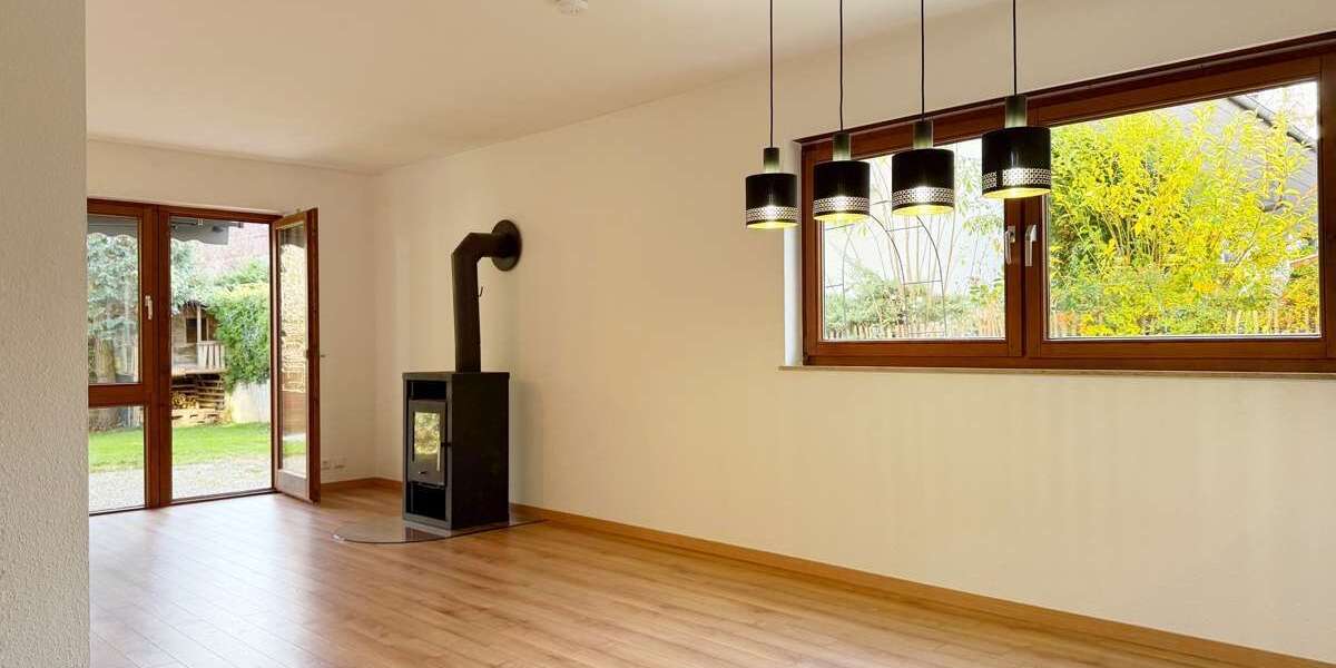 Haus zum Mieten in Esslingen am Neckar 1.980 € 171.31 m² 6 zimmer