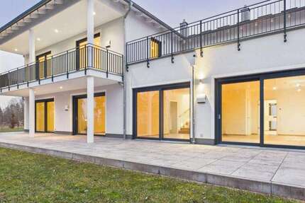 Haus Moosinning - 8 Zimmer, 315 m&sup2;, 4.200&euro; | Angebot:24991530