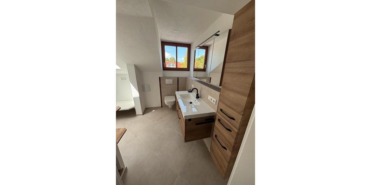 Dachgeschoßwohnung Oy-Mittelberg Mittelberg - 3 Zimmer, 88 m&sup2;, 1.400&euro; | Angebot:26706089