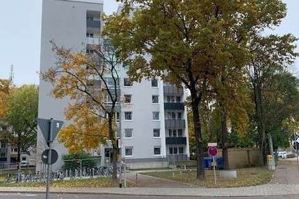 Wohnung Ingolstadt Mitte - 4 Zimmer, 86 m&sup2;, 1.000&euro; | Angebot:27291576