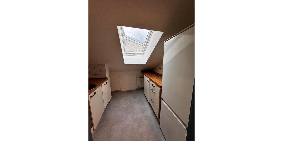 Dachgeschoßwohnung Erbach - 2 Zimmer, 53 m&sup2;, 700&euro; | Angebot:25306054