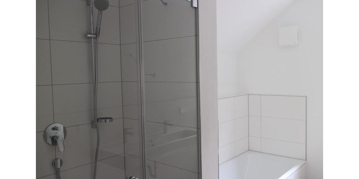 Doppelhaushälfte Haibach - 4 Zimmer, 119 m&sup2;, 1.700&euro; | Angebot:24355674