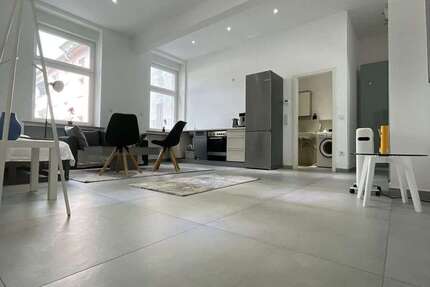 Zimmer Wuppertal - 1 Zimmer, 900&euro; | Angebot:24986942