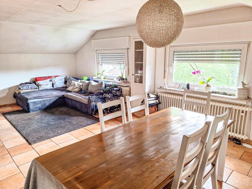 4 Zimmer Dachgeschoßwohnung in Kall-Scheven zu vermieten