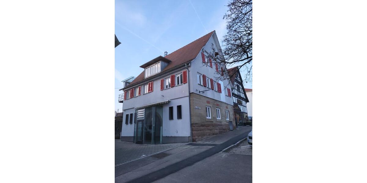 Dachgeschoßwohnung Schwaikheim - 4 Zimmer, 114 m&sup2;, 1.240&euro; | Angebot:24680773
