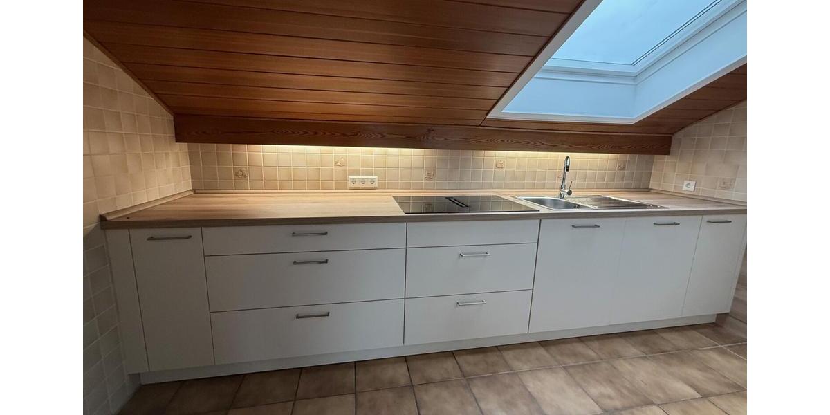 Dachgeschoßwohnung Triftern - 3 Zimmer, 84 m&sup2;, 600&euro; | Angebot:24834104