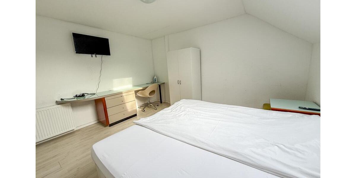 Wohnen auf Zeit Werdohl - 8 Zimmer, 180 m&sup2;, 12&euro; | Angebot:26127807
