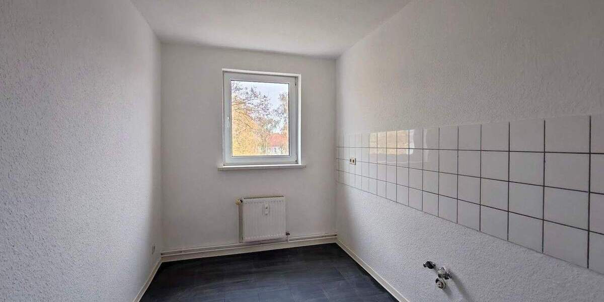 Etagenwohnung Zeitz - 3 Zimmer, 60 m&sup2;, 341&euro; | Angebot:25070371