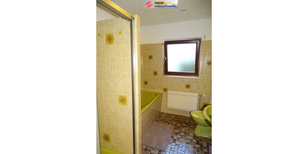 Etagenwohnung Lörrach Stetten - 3 Zimmer, 140 m&sup2;, 2.000&euro; | Angebot:26128306