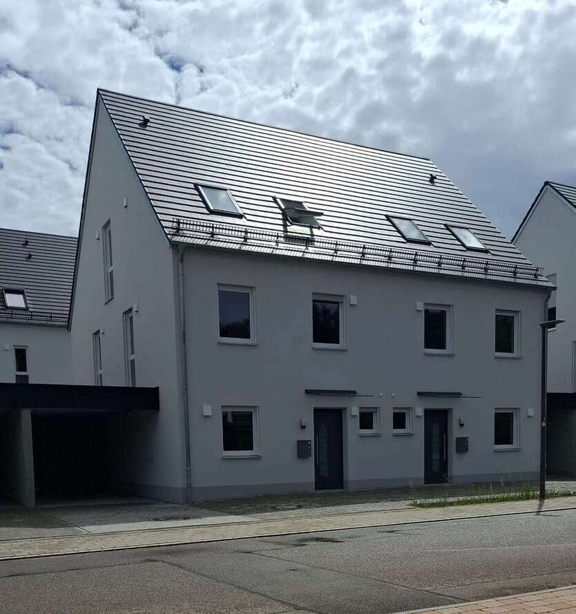 Haus zum Mieten in Rohrbach 2.100 € 156.87 m²