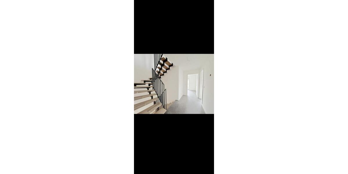 Doppelhaushälfte Marburg - 5 Zimmer, 160 m&sup2;, 1.750&euro; | Angebot:26033296