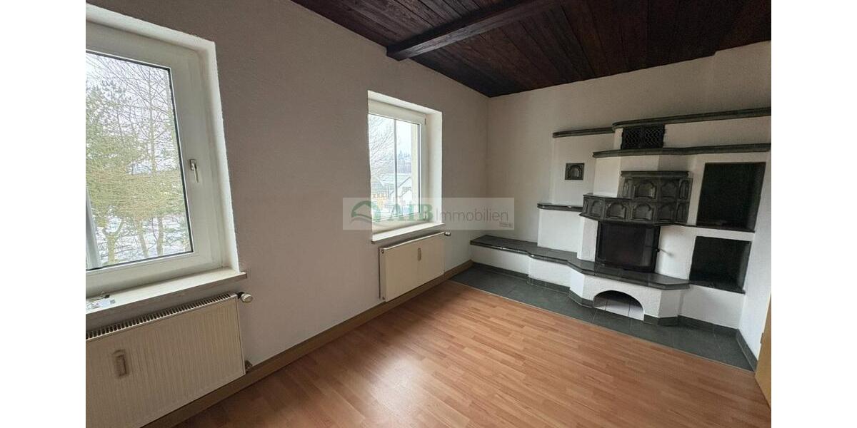 Dachgeschoßwohnung Olbernhau - 4 Zimmer, 112 m&sup2;, 670&euro; | Angebot:26086392
