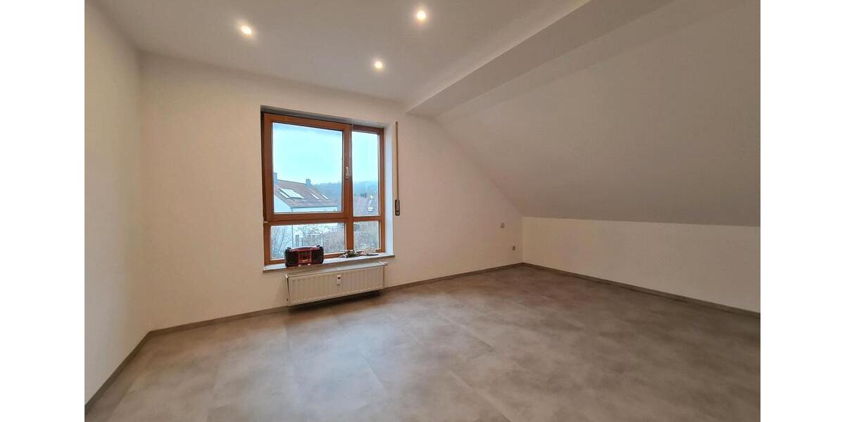 Großzügige 2,5-Zimmer-Galeriewohnung 2 zimmer