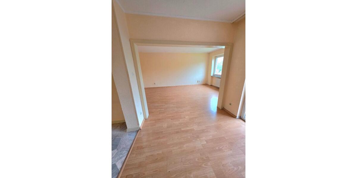 Etagenwohnung Husum - 3 Zimmer, 78 m&sup2;, 881&euro; | Angebot:26515668