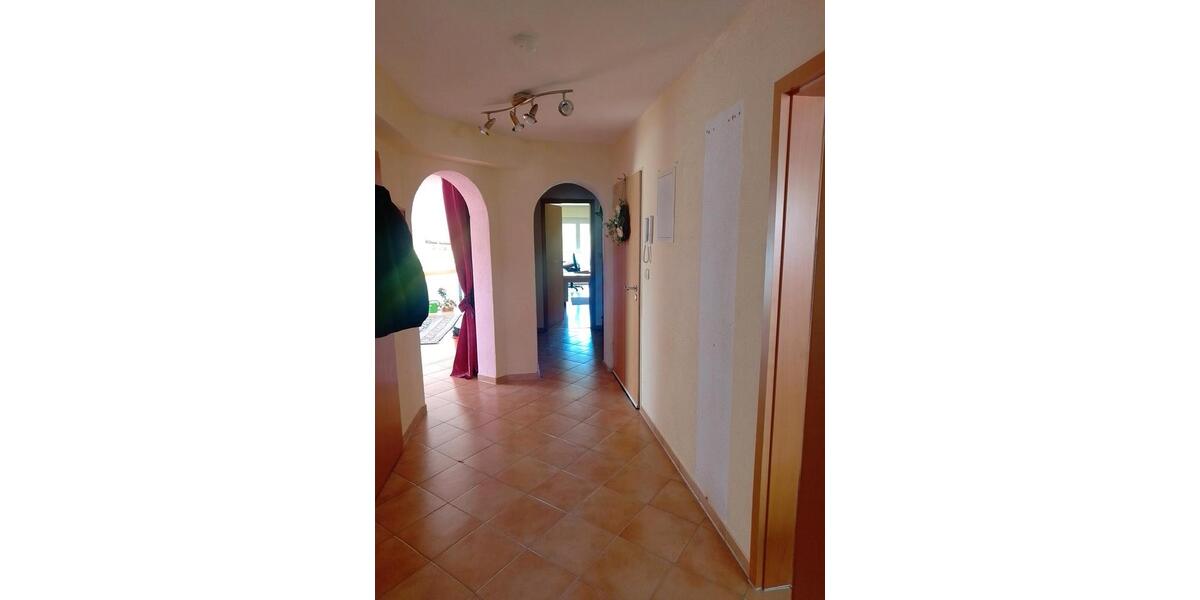 Erdgeschoßwohnung Kaufbeuren - 5 Zimmer, 180 m&sup2;, 1.690&euro; | Angebot:26678784