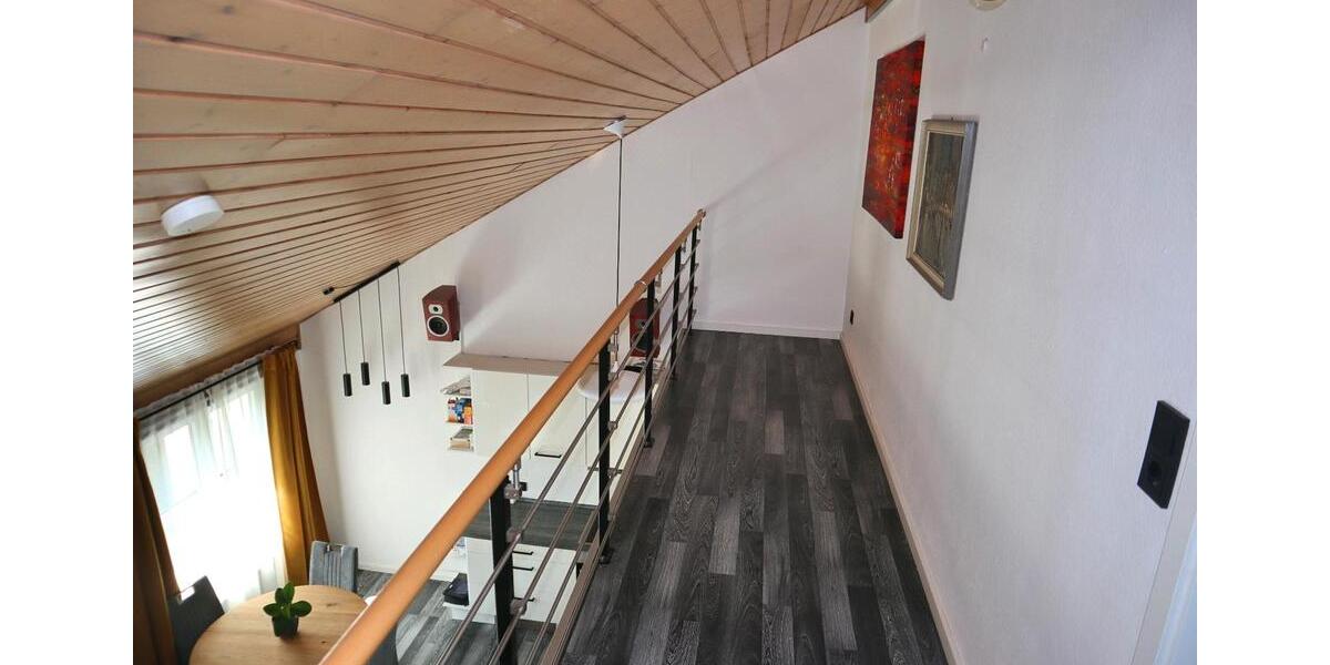 Wunderschöne helle und moderne Maisonette Wohnung 3 Zimmer 3 zimmer