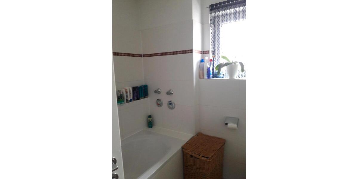 Etagenwohnung Freilassing - 3 Zimmer, 73 m&sup2;, 1.370&euro; | Angebot:24676486