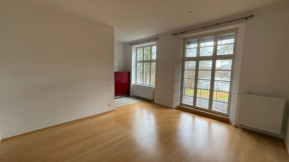 Erdgeschoßwohnung Schwerin Friedrichsthal - 2 Zimmer, 82 m&sup2;, 819&euro; | Angebot:24492773