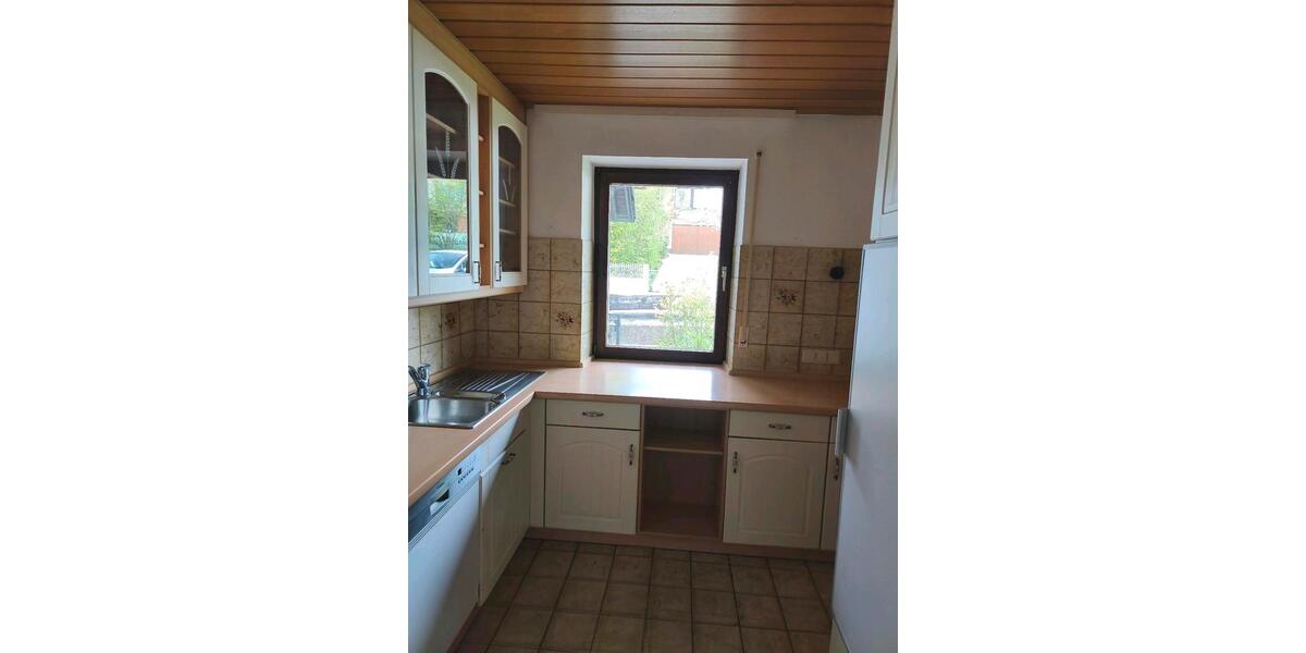 Etagenwohnung Freudenberg - 5 Zimmer, 120 m&sup2;, 820&euro; | Angebot:25922025