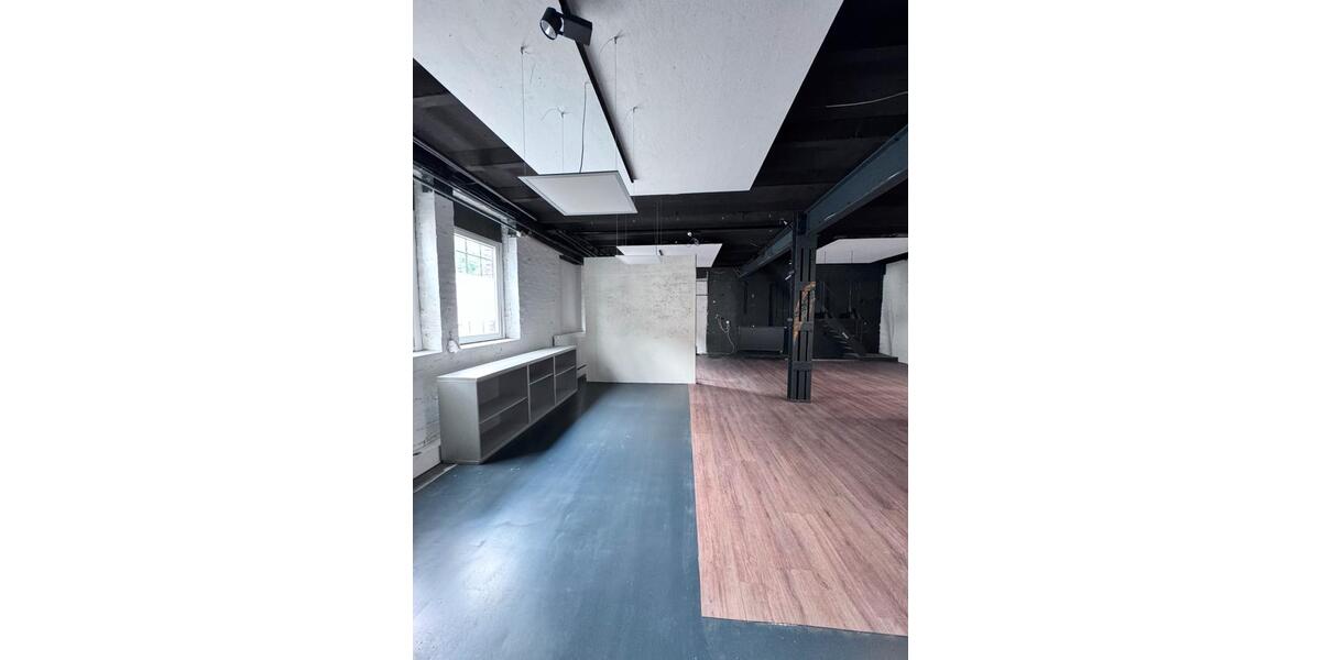 Loft - Studio - Atelier Menden (Sauerland) - 3 Zimmer, 241 m&sup2;, 1.800&euro; | Angebot:24930538