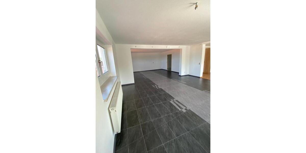 Etagenwohnung Vorbach - 3 Zimmer, 145 m&sup2;, 1.030&euro; | Angebot:24658417