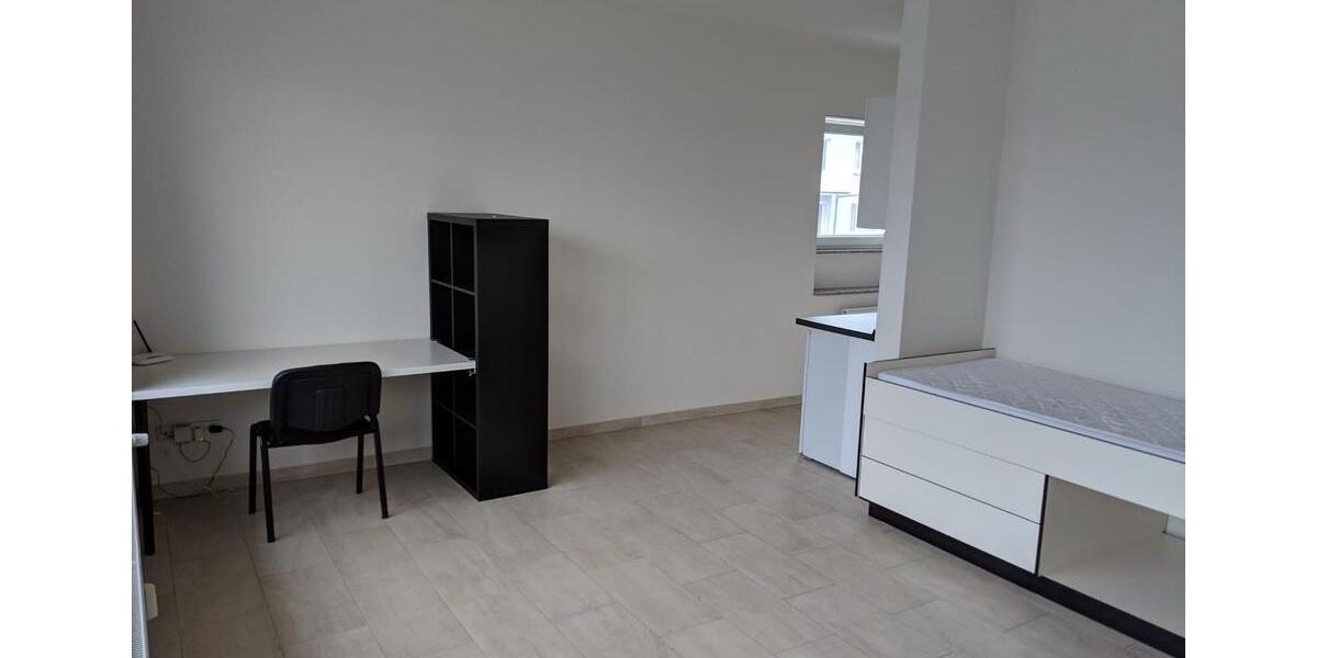 Etagenwohnung Krefeld Gartenstadt - 1 Zimmer, 3 m&sup2;, 590&euro; | Angebot:24473902
