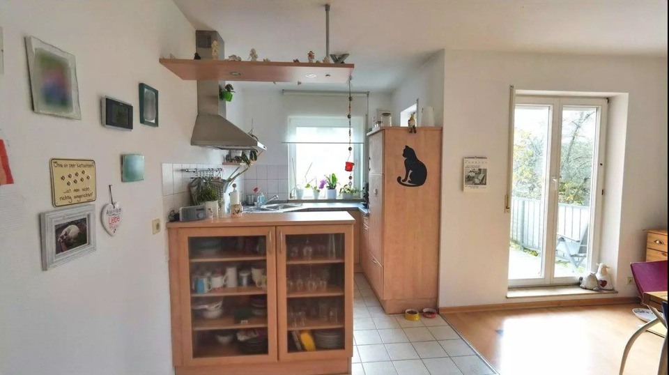 2-Zimmer Wohnung EBK 2 Balkone Tageslichtbad Tiefgarage ab 01.02. 2 zimmer