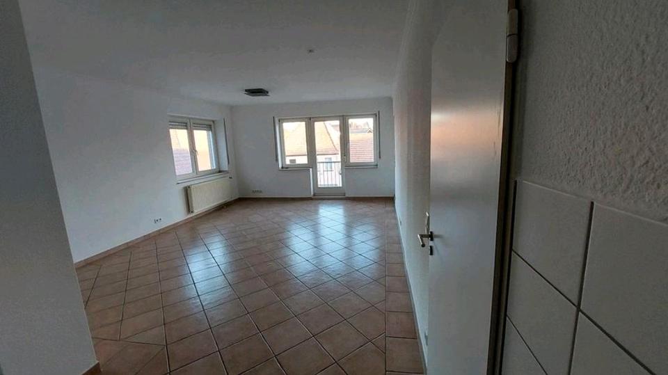 Etagenwohnung Ahaus - 2 Zimmer, 65 m&sup2;, 490&euro; | Angebot:26063516