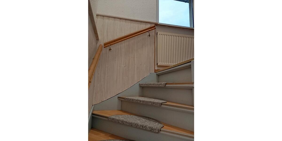 Dachgeschoßwohnung Alsleben (Saale) - 2 Zimmer, 45 m&sup2;, 270&euro; | Angebot:26305314