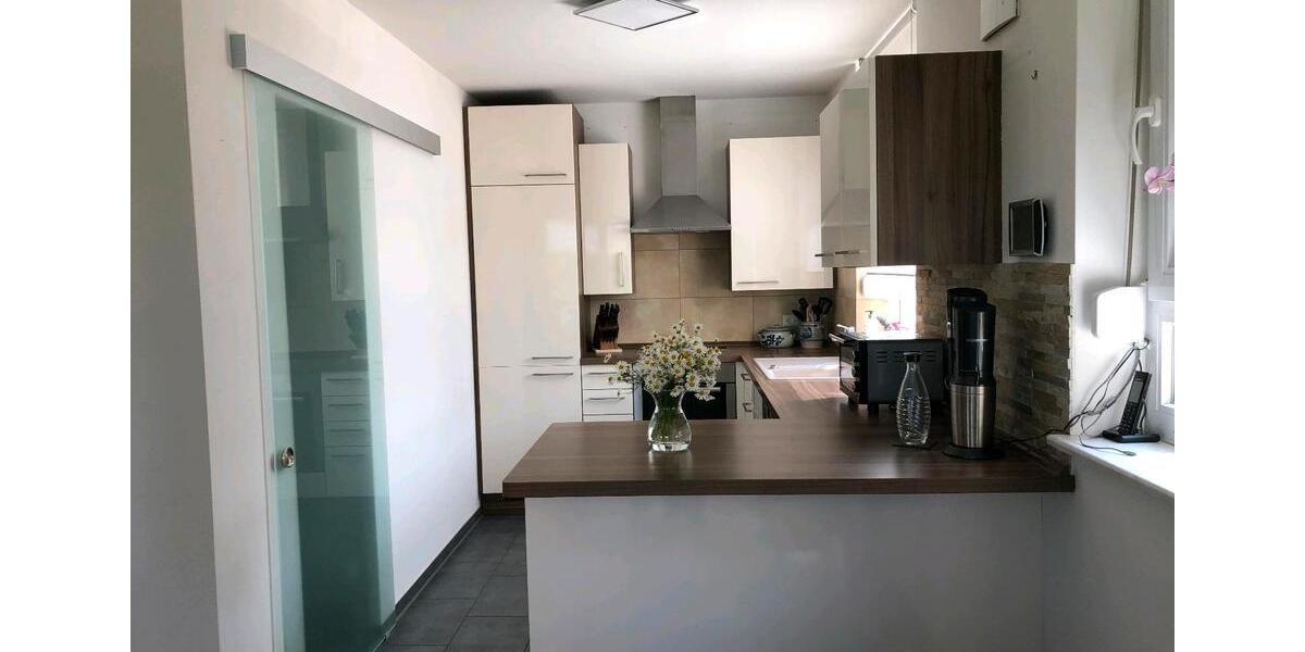 Einfamilienhaus Neustetten - 4.5 Zimmer, 127 m&sup2;, 1.680&euro; | Angebot:25840549