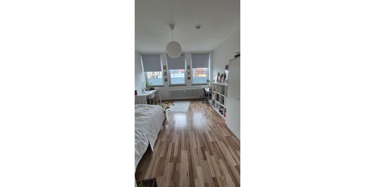 Etagenwohnung Saarbrücken - 4 Zimmer, 95 m&sup2;, 1.600&euro; | Angebot:24850770