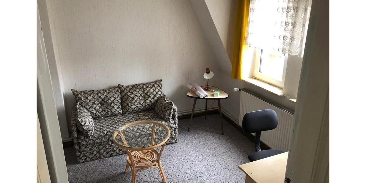 Etagenwohnung Bremerhaven Mitte - 2.5 Zimmer, 50 m&sup2;, 305&euro; | Angebot:26626788