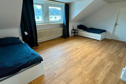 Günstiges Monteurzimmer in Solingen - Nähe Remscheid Wuppertal Haan Monteurwohnung 3 zimmer