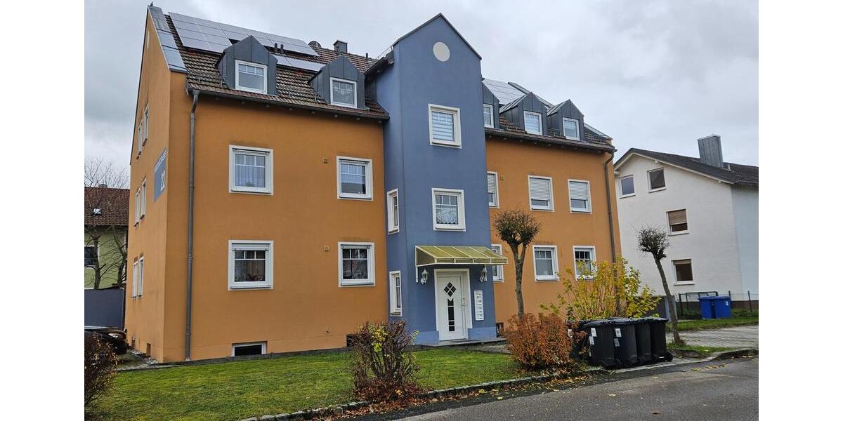 Etagenwohnung Cham - 3 Zimmer, 74 m&sup2;, 699&euro; | Angebot:24786298