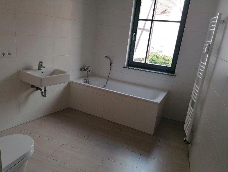 Etagenwohnung Artern - 4 Zimmer, 111 m&sup2;, 650&euro; | Angebot:26476623