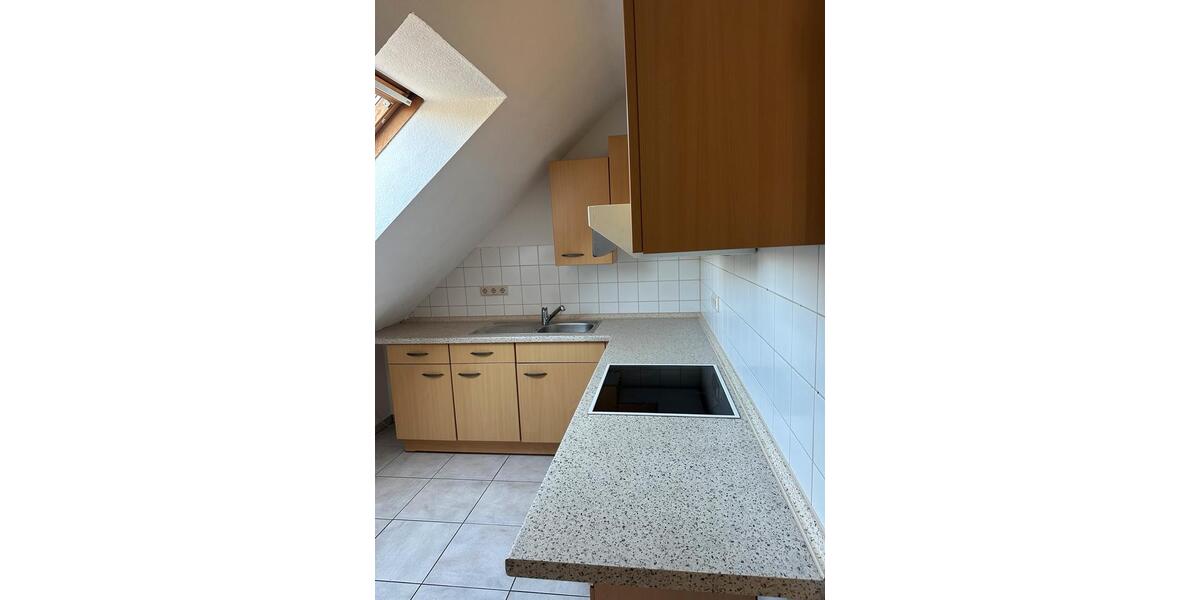 Dachgeschoßwohnung Niederfischbach - 2 Zimmer, 50 m&sup2;, 475&euro; | Angebot:26698653