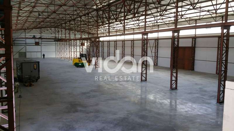 Halle in Bergisch Gladbach 12.100 € 2200 m² zimmer