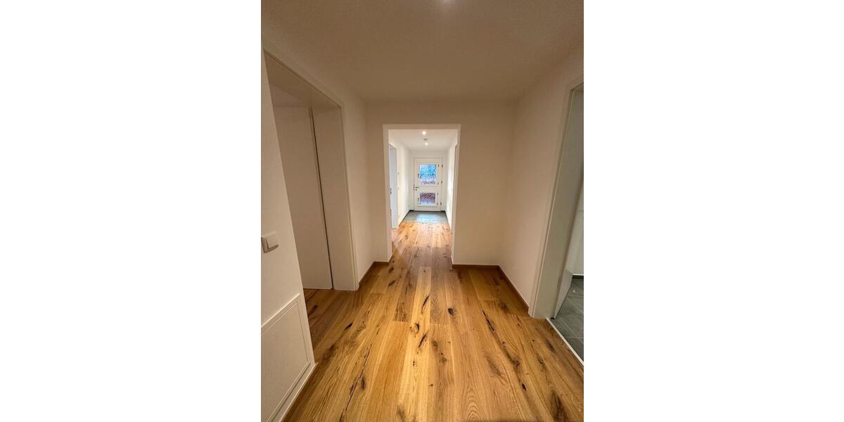 Etagenwohnung Dießen am Ammersee - 2 Zimmer, 81 m&sup2;, 1.800&euro; | Angebot:25204922