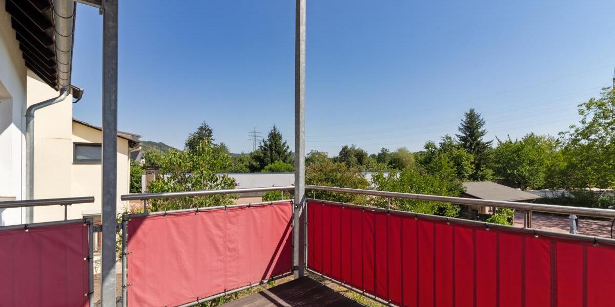 Gemütliche renovierte Wohnung mit schönem Balkon in Trier-Ehrang - Etagenwohnung Trier West-Pallien | Angebot:27254719